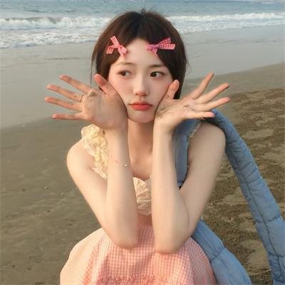 女孩罗塞玛莉