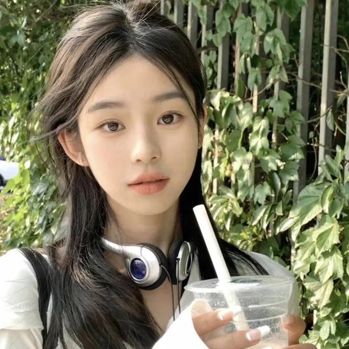 传闻中的白月光